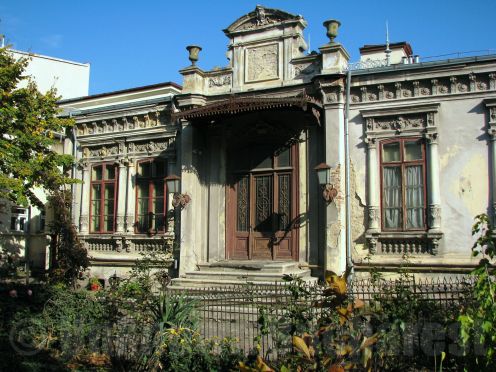 Mid-19th century house, Negustori neighborhood, central Bucharest