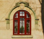 Window, Mantuleasa neighborhood, Bucharest