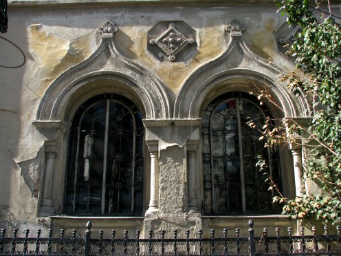 Neo-Romanian style windows, architect Ion Mincu, Bucharest