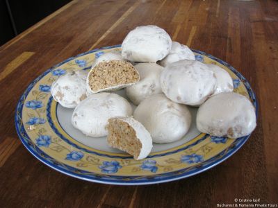 Romanian true traditional gingerbread