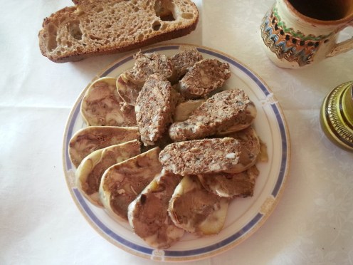 Christmas Romanian traditional toba caltabos