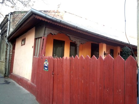 adobe-house-central-bucharest